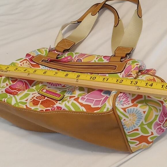 Lily Bloom Floral Print Shoulder Handbag. 13X9X5. - Picture 6 of 7